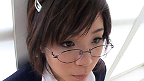 Mayu Yamaguchi 女子学生