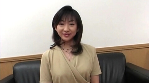 Emiko Koike 熟女