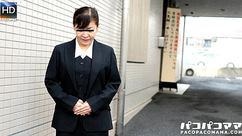 Satoko Tabata 制服
