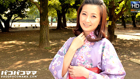 Ami Kikukawa Kimono
